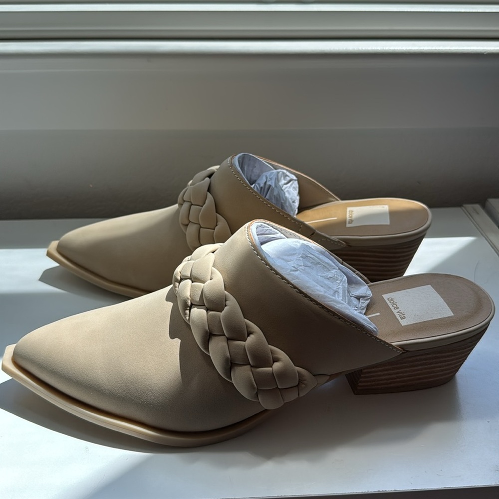 Dolce Vita slip on boots. Tan colored. Size 9. - Picture 5 of 5